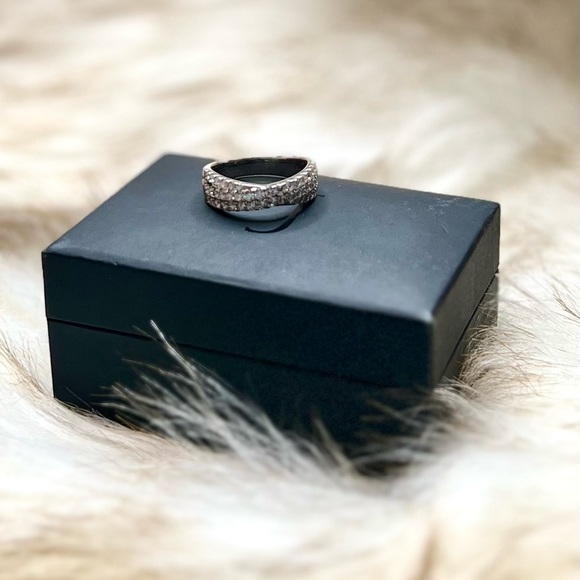 Jared Diamond Anniversary Ring 1 carat Round 14K White Gold - Picture 5 of 6